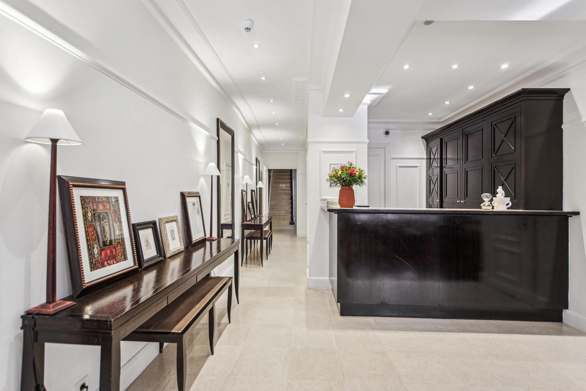 Hotel Victoires Opera 4*