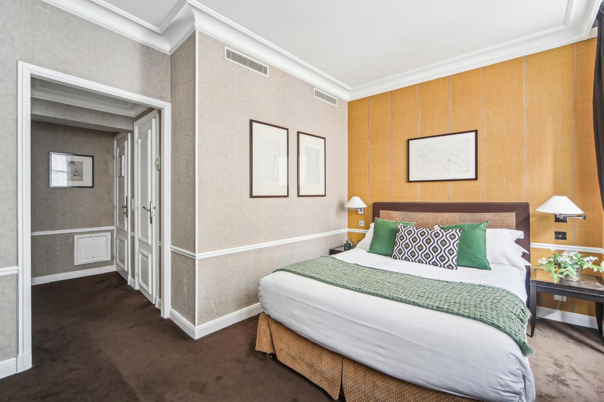 Hotel Victoires Opera 4*