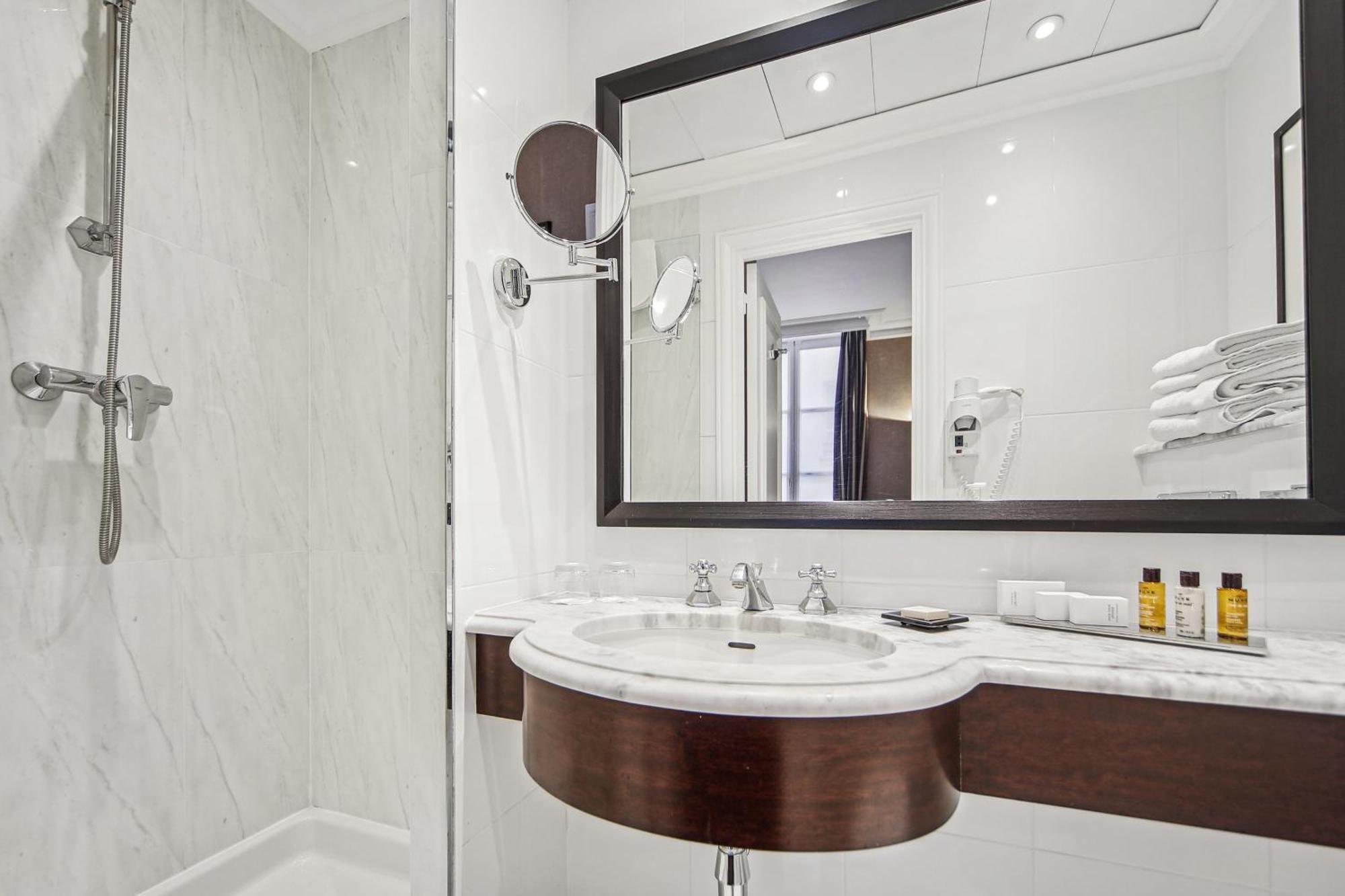 Hotel Victoires Opera 4*