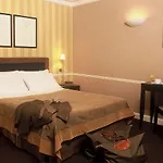 Hotel Victoires Opera Parigi