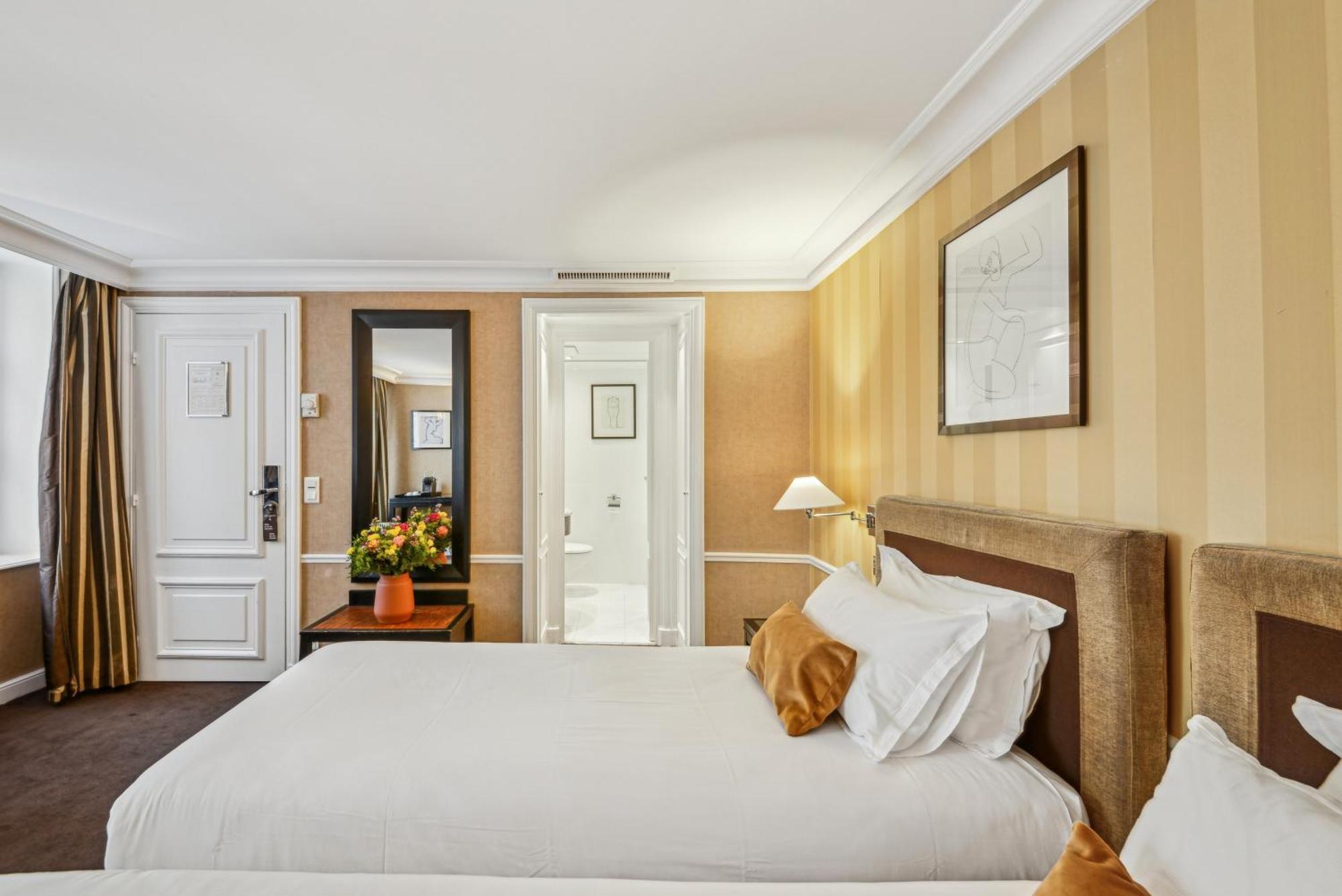 Hotel Victoires Opera Paris